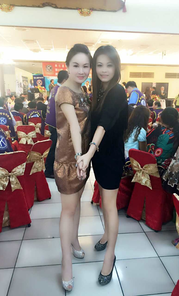 29天清一百吨垃圾，正妹靓机壮丽环岛行