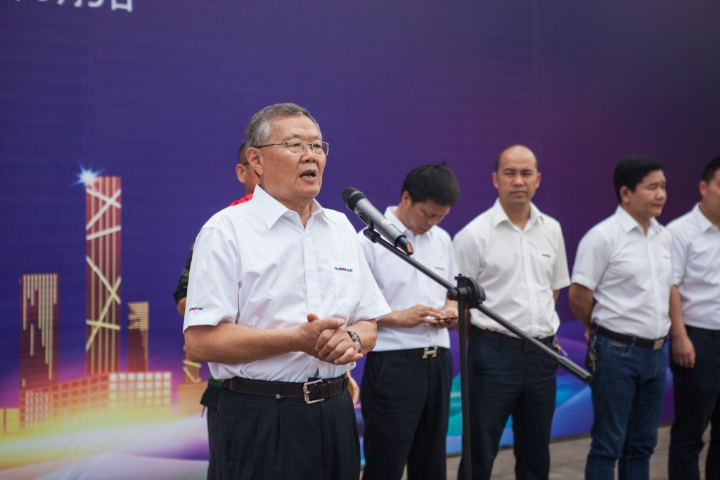 民族挖掘机品牌先导者，江山智能“城镇建设利器”SWE80E9庆幸上市