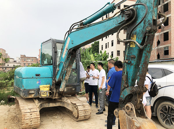 “清冷”送到客户手中，为江山智能售后服务活动打CAII