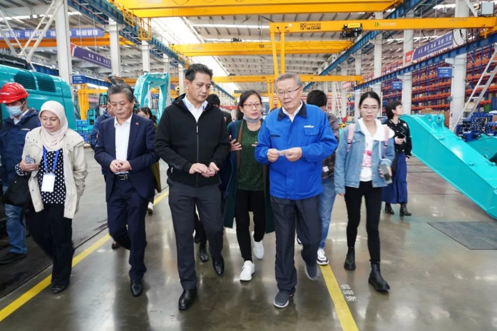 东盟结合参访团调查江山智能