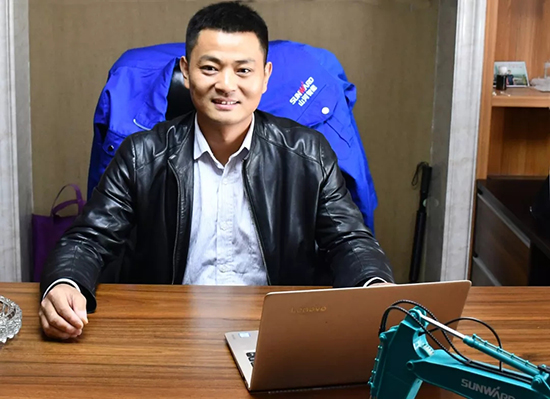 人生浮沉如梦，携手江山勇攀事业巅峰
