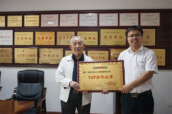 创富故事：合作十一年，赞叹江山产品经久耐用