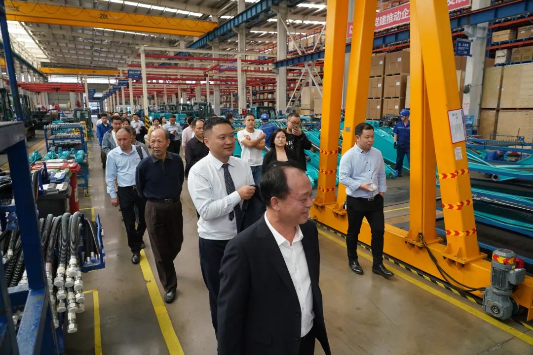 湖南省矿业协会第二届一次会员代表大会暨第二届一次理事会在江山智能顺利召开