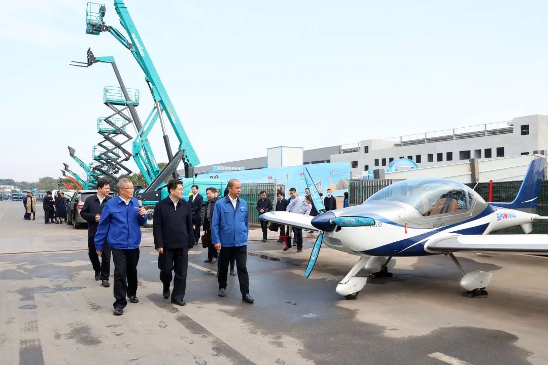 湖南省副省长隋忠诚调研江山智能