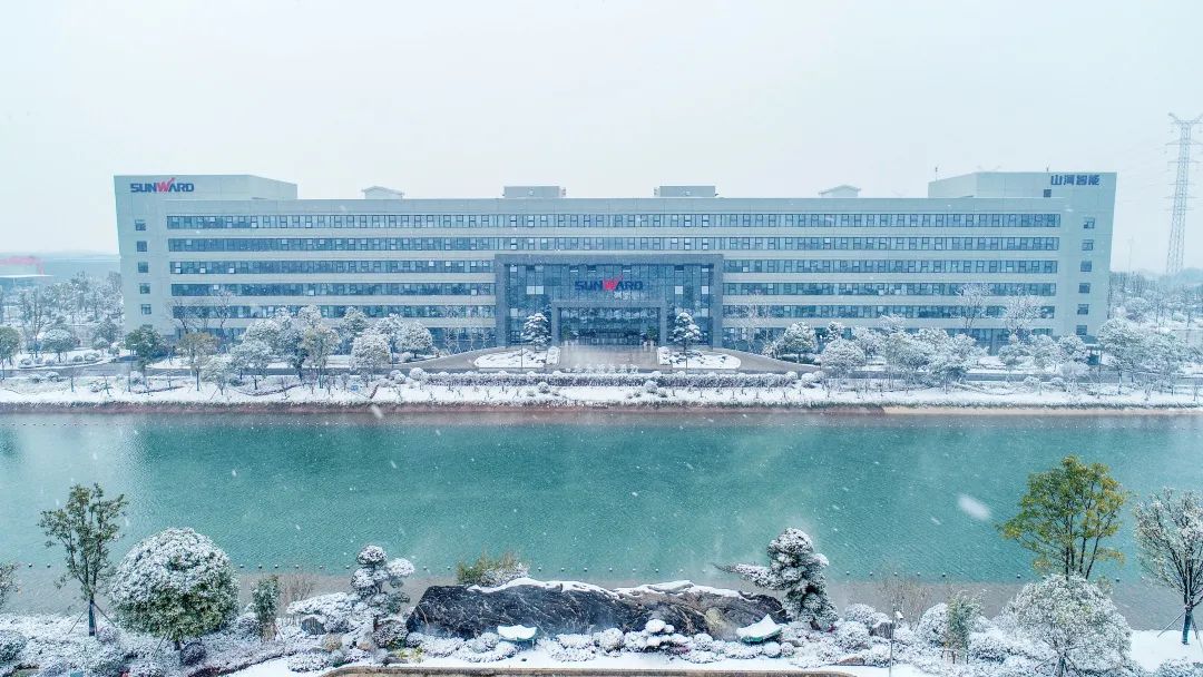 瑞雪兆丰年，邀您共赏雪榆林河！