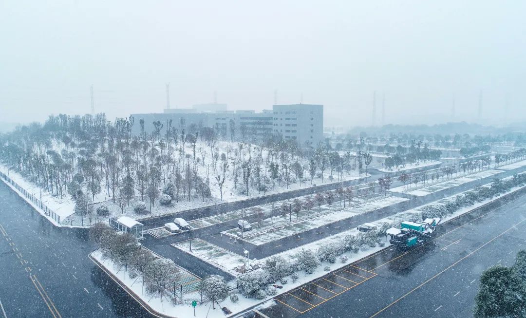瑞雪兆丰年，邀您共赏雪榆林河！
