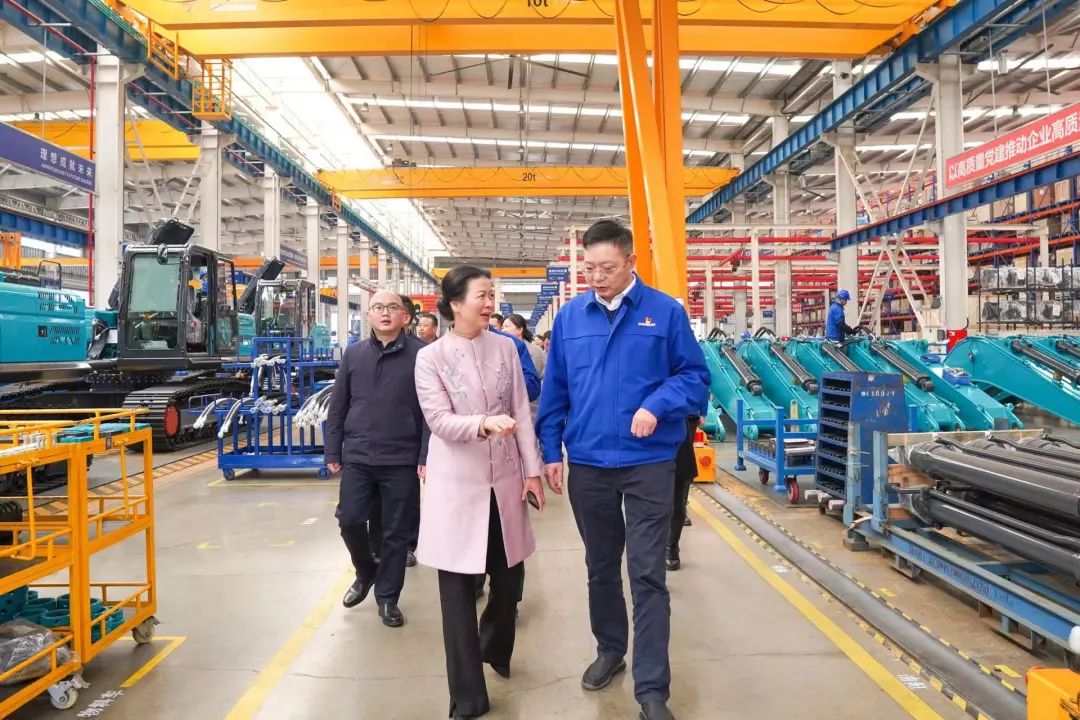 长沙市总工会、长沙经开区总工会一行调研江山智能