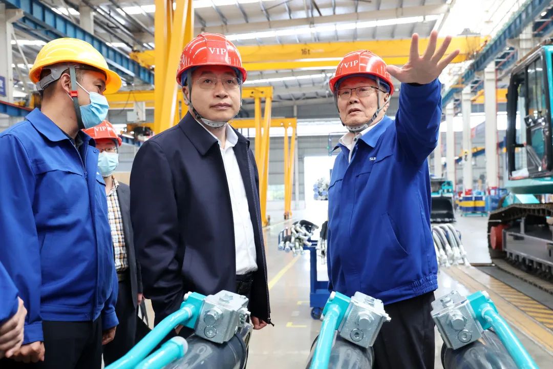 20220418151630_99183 中铁二十局党委书记、董事长雷位冰带队造访江山智能