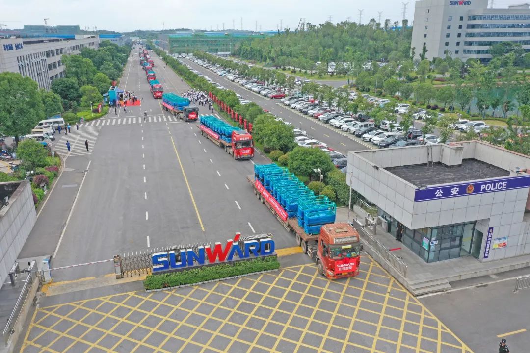 献礼二十大，再攀新高地！江山智能高空机械设备再迎批量发货