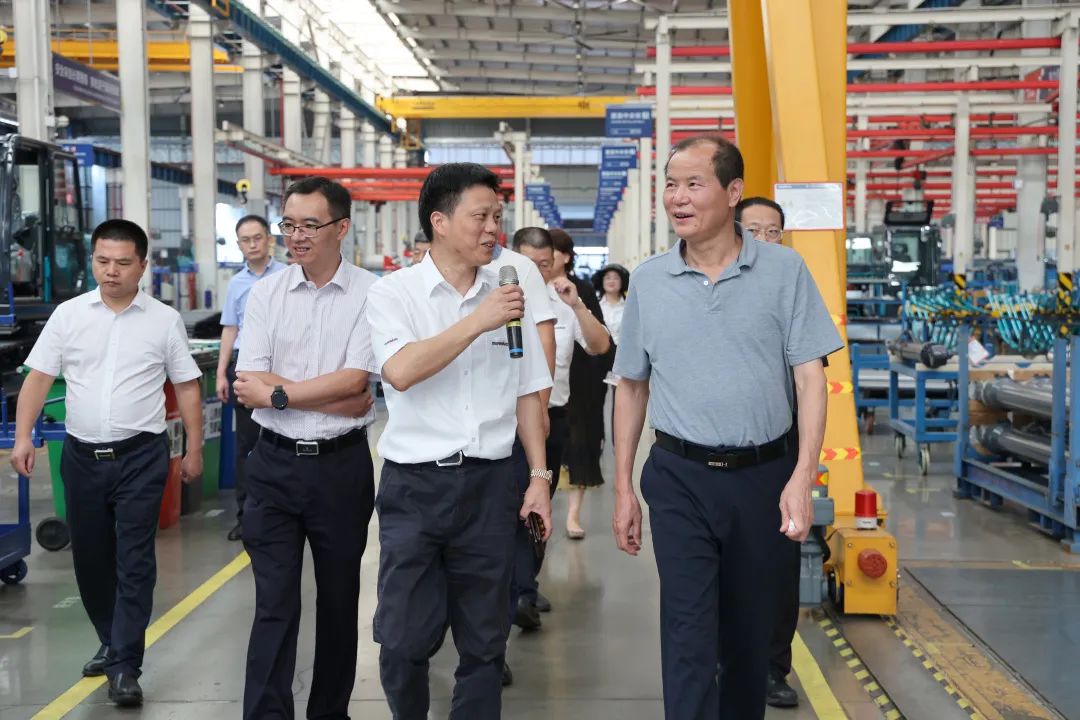 农业村落部农业机械化治理司调研江山智能