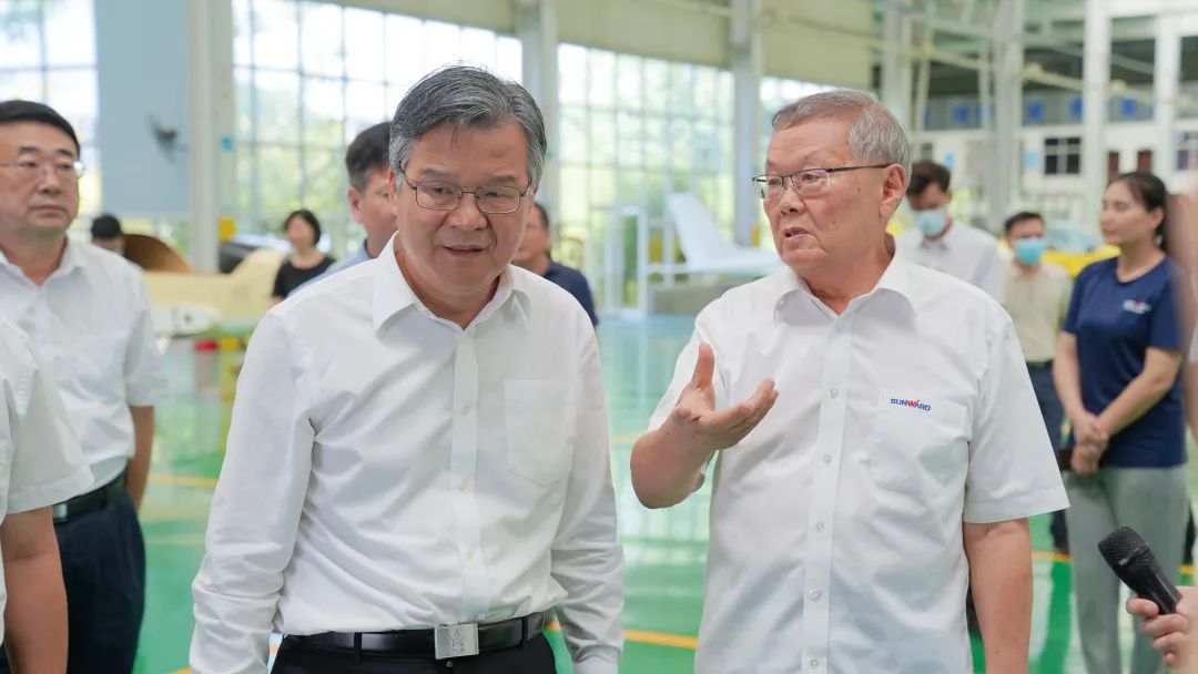 20220815102948_29674 湖南省委常委、常务副省长李殿勋一行调查调研江山科技