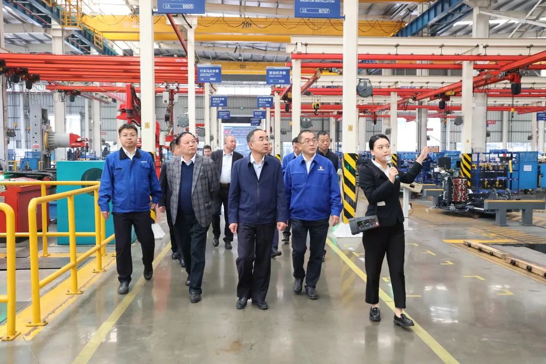 强强结合，夯实湖南工程建设湘军！江山智能与湖南路桥签定战术合作和谈