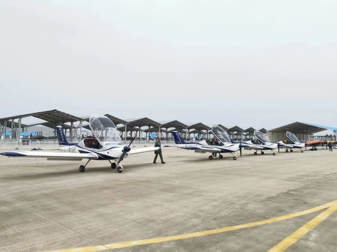 逆势飞舞！江山航空携手合作同伴亮相2022资阳飞行大会
