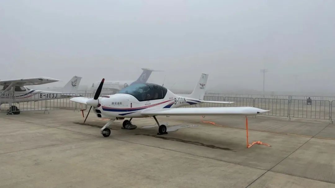 逆势飞舞！江山航空携手合作同伴亮相2022资阳飞行大会