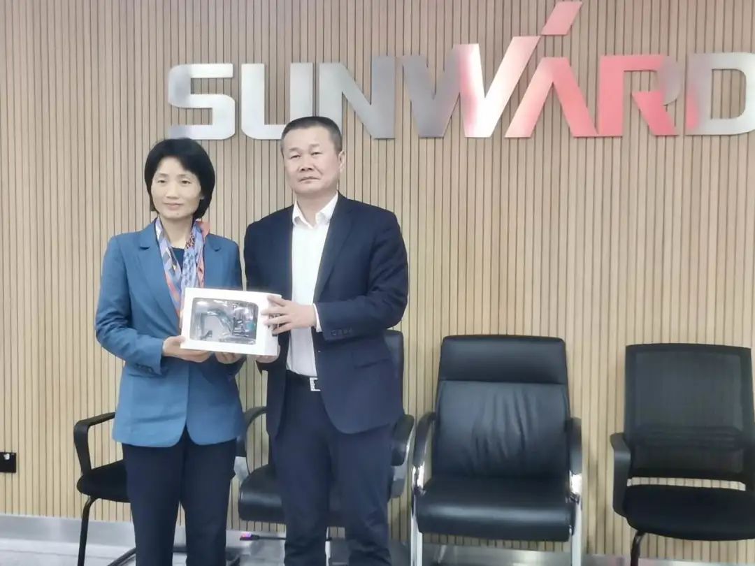湖南省贸促会调查调研江山智能
