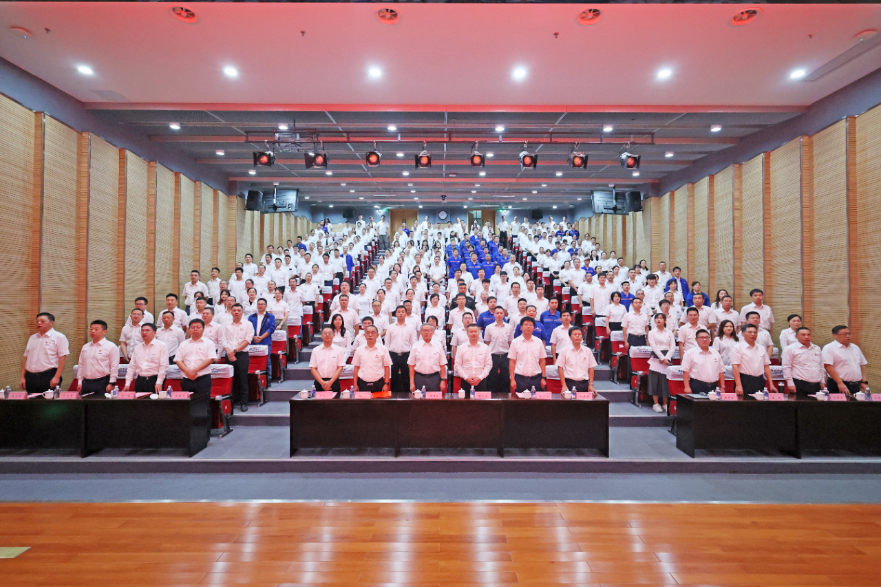 强信心 聚合力 共建美好家园——庆祝江山智能成立24周年赞美大会隆沉召开
