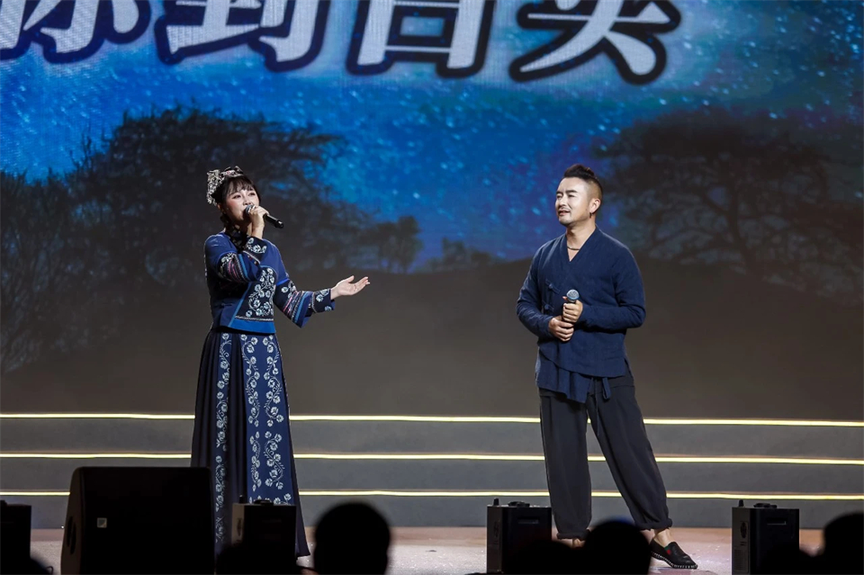 20241127152414_77802 创新引领价值 梦想成就未来——庆祝江山智能成立25周年赞美大会暨文艺晚会隆沉进行