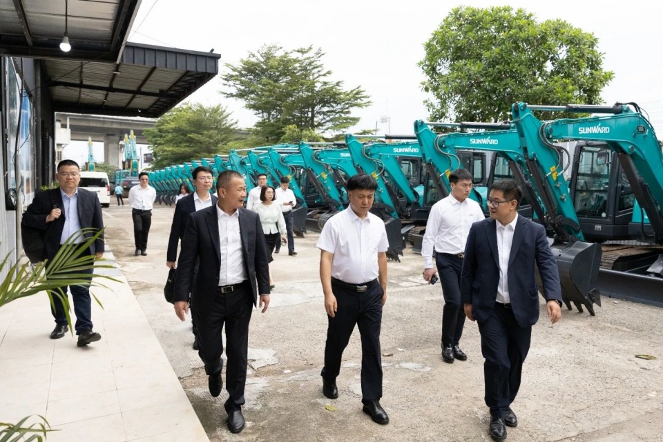 昭通工控集团党委书记、董事长景广军率队调查江山智能印尼子公司