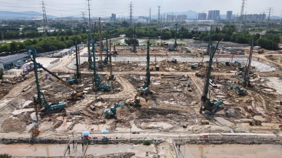 近20台“江山绿”设备实力集结，助力广佛西环工程建设跑出“加快度”