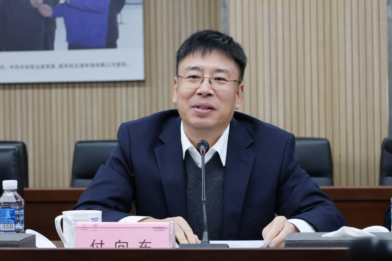 新矿投资集团党委书记、董事长王漠到访江山智能