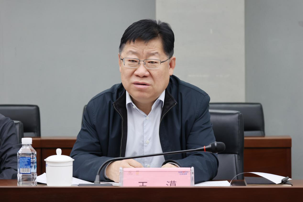 新矿投资集团党委书记、董事长王漠到访江山智能