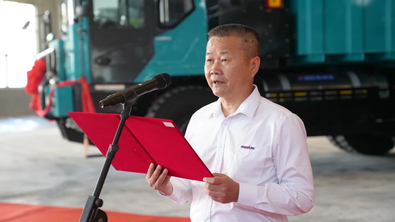 首批LNG矿用宽体车交付!江山智能携抄本溪打造东北新能源矿山设备产业高地