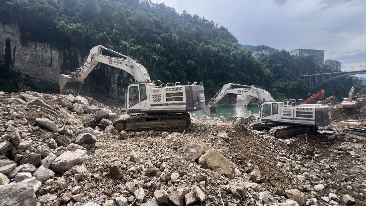 服务万里行 | 驰援抢险一线，江山特装驻场护航沉庆彭水应急接济